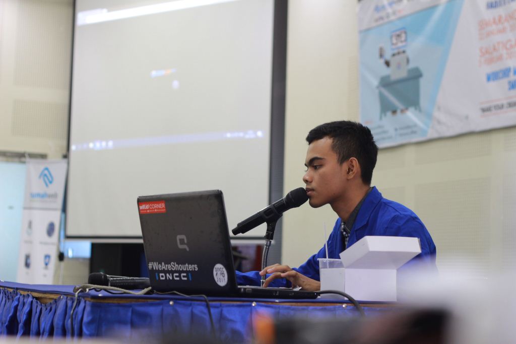 Sesi Pelatihan oleh Tentor pada Dinacom Explore Semarang